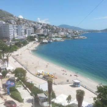 Sea View Apartment Saranda Ngoại thất bức ảnh