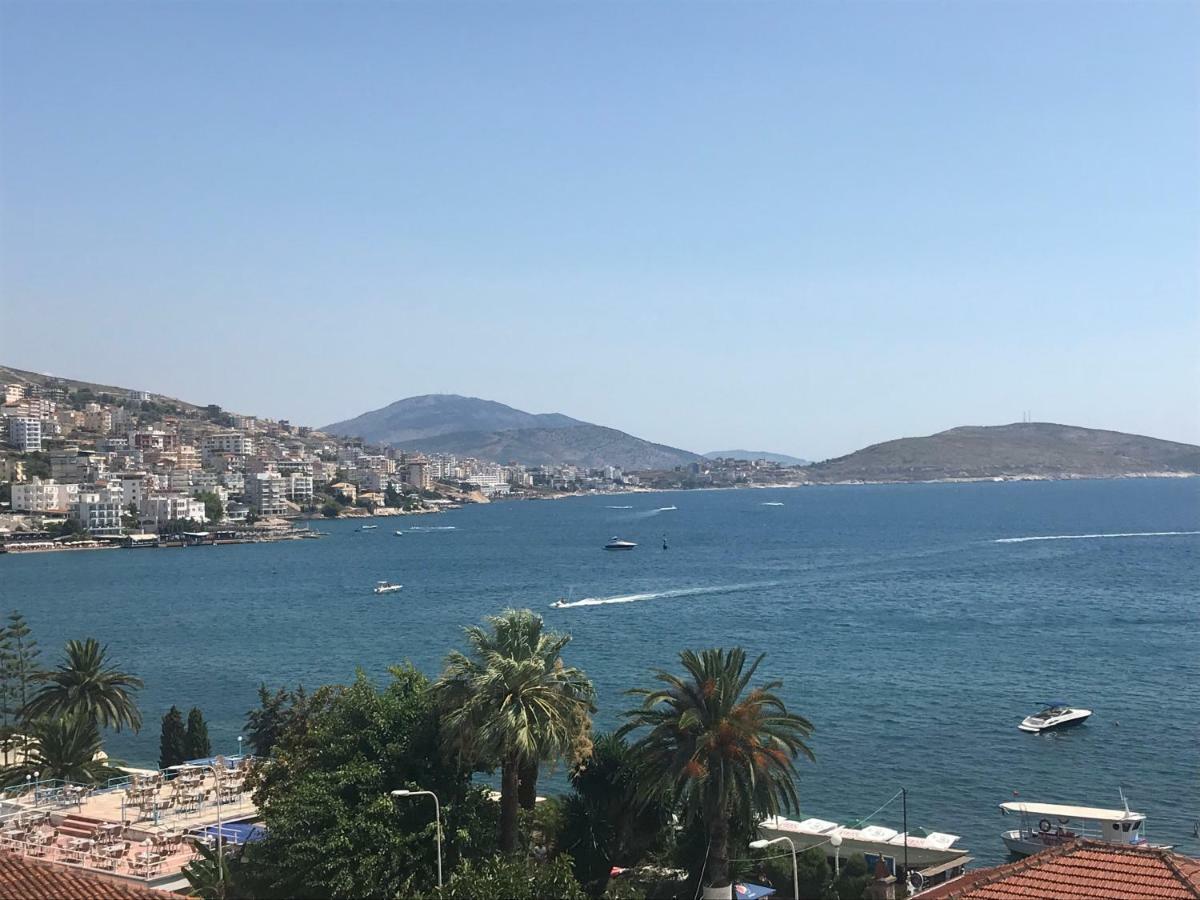 Sea View Apartment Saranda Ngoại thất bức ảnh